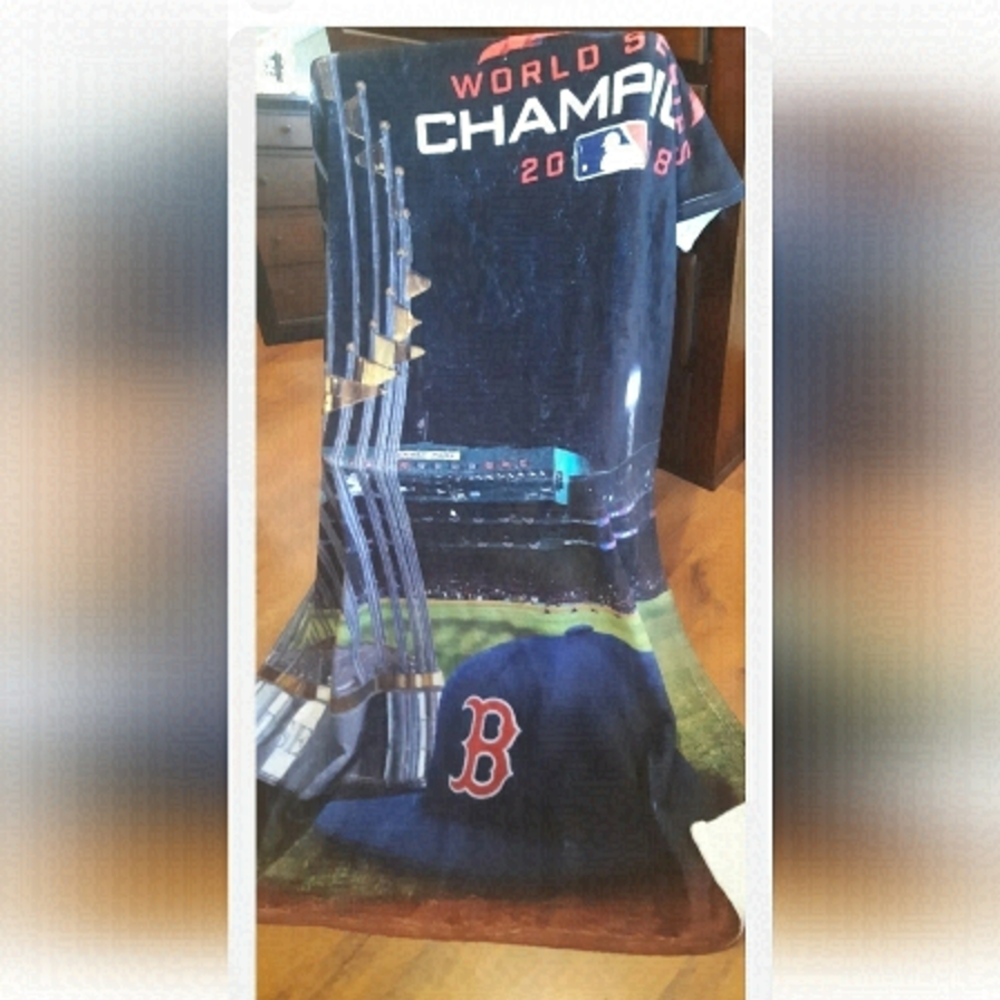 NORTHWEST BOSTON RED SOX 2018 world series FENWAY PARK fleece throw blanket